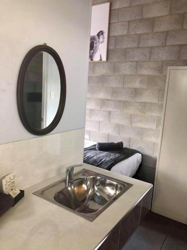 Granite Belt Cabins - Accommodation Melbourne 6