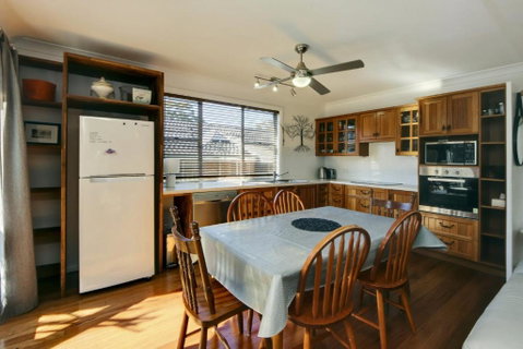 Hillsborough Cottage - Accommodation Melbourne 1
