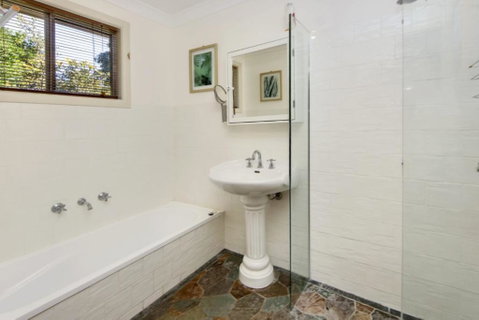 Hillsborough Cottage - Accommodation Melbourne 3