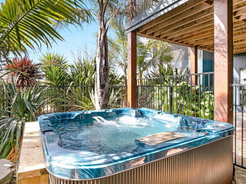 The Islander - Accommodation Melbourne 1
