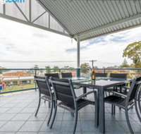 Villa San Gabriel Vincentia sleeps 14 4pm Check Out Sundays - Accommodation Melbourne