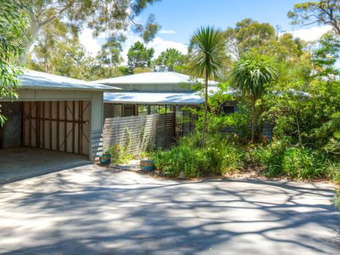 Elouera At Greenfields Beach 4pm Check Out Sundays - Accommodation Melbourne 1
