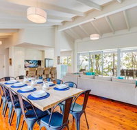 Harlequin Beach House 4pm Check Out Sundays - Accommodation Melbourne