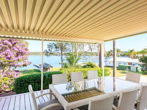 On Golden Ponds At Erowal Bay 4pm Check Out Sundays - Accommodation Melbourne 0