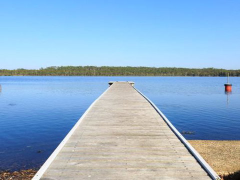 On Golden Ponds At Erowal Bay 4pm Check Out Sundays - Accommodation Melbourne 2