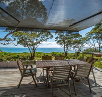 On The Beach at Vincentia 4pm Check Out Sundays - Accommodation Melbourne