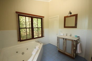 Galnyamba.Friday Creek Retreat - Accommodation Melbourne 2