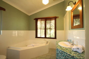Galnyamba.Friday Creek Retreat - Accommodation Melbourne 5