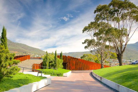 Essentially Hobart - Accommodation Melbourne 2