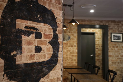 BEST WESTERN Plus Bolton On The Park - Accommodation Melbourne 2