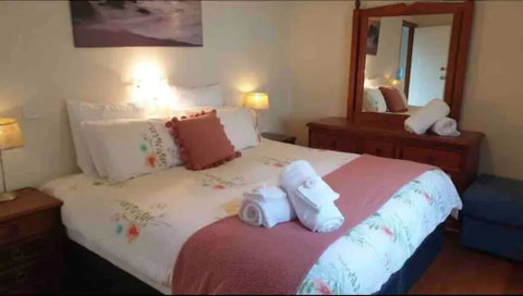 Home Near Shops & Beach - Accommodation Melbourne 1