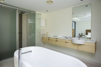 Blue On Blue Apartment 811 - Accommodation Melbourne 6