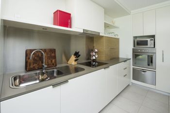 Blue On Blue Apartment 811 - Accommodation Melbourne 1