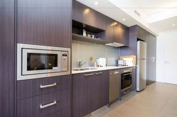 Executive Studio Inner City Apartment - Accommodation Melbourne 6