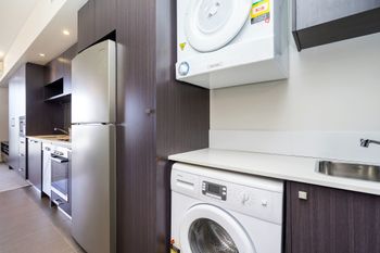 Executive Studio Inner City Apartment - Accommodation Melbourne 5