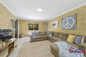 BEACHSIDE HIDEAWAY BONNY HILLS - Accommodation Melbourne 6