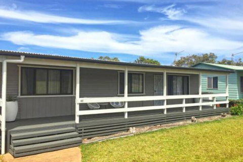 The Relax Shack At Culburra Beach Sleeps 7 - Accommodation Melbourne 0
