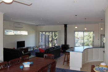Redrocks Retreat - Accommodation Melbourne 3