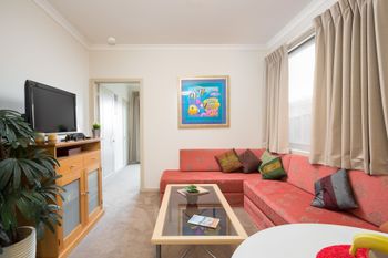 The Executive B & B - Accommodation Melbourne 0