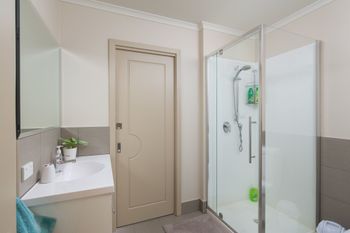 The Executive B & B - Accommodation Melbourne 6