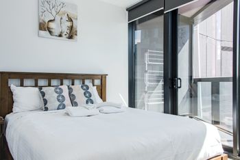 Avant Tower Apartment - Accommodation Melbourne 5