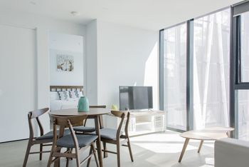 Avant Tower Apartment - Accommodation Melbourne 6