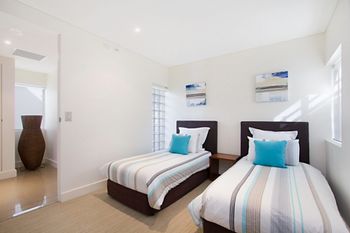 Cotton Beach Forty Four Roof Top - Accommodation Melbourne 5
