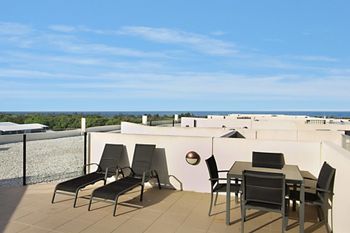 Cotton Beach Forty Four Roof Top - Accommodation Melbourne 6