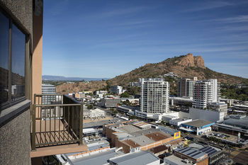 Holiday Inn Townsville - Accommodation Melbourne 6