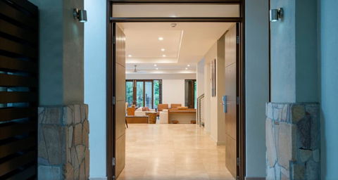 Sea Temple Port Douglas 3 Bedroom Luxury Villa - Accommodation Melbourne 5