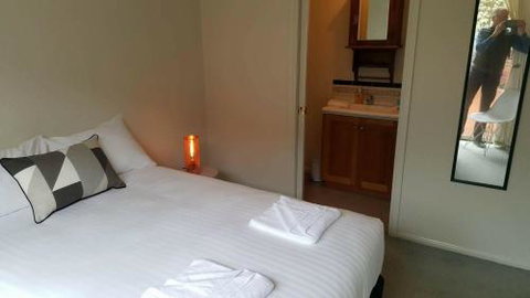 3 Batten Street - Accommodation Melbourne 6