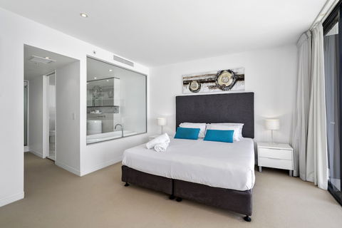 Oracle Broadbeach Apartments - Accommodation Melbourne 6