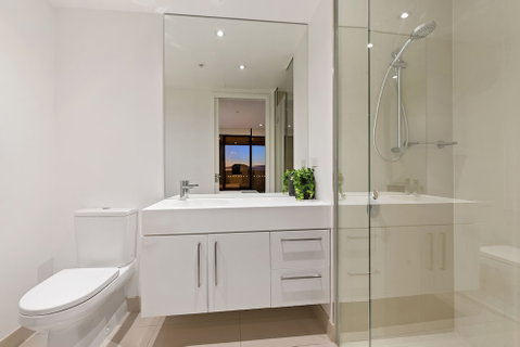 Sanctuary Apartments - Prima Pearl - Accommodation Melbourne 1