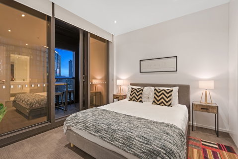 Sanctuary Apartments - Prima Pearl - Accommodation Melbourne 2