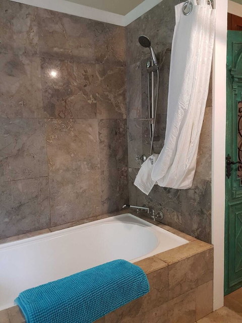 1 Bedroom Home Surrounded By Nature - Accommodation Melbourne 5