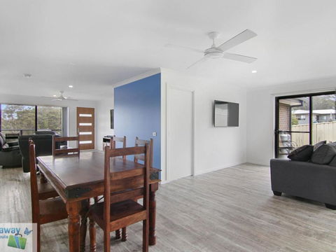 Rays On Elizabeth Parade - Accommodation Melbourne 5
