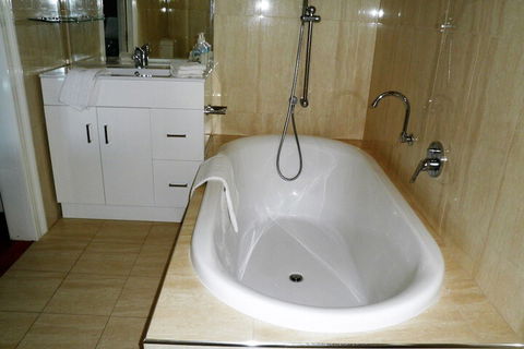 Fairbank House - Accommodation Melbourne 4