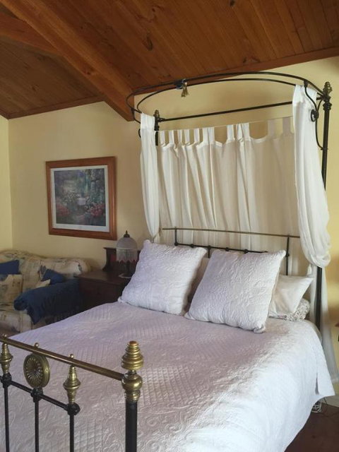 Braeside Garden Cottages - Accommodation Melbourne 5