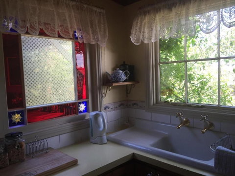 Braeside Garden Cottages - Accommodation Melbourne 6