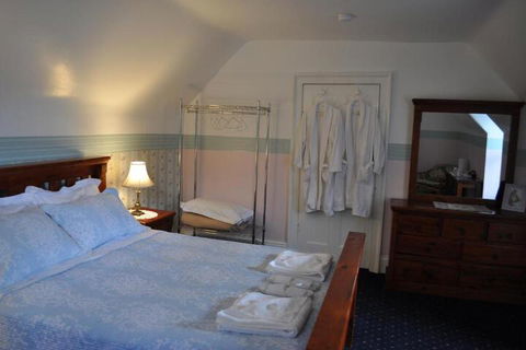 Roslyn House B & B - Accommodation Melbourne 3
