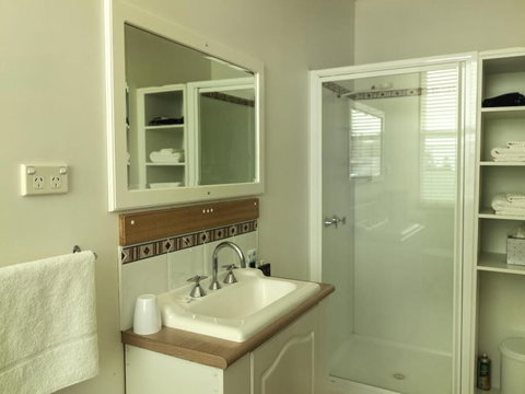 The Madsen - Accommodation Melbourne 5