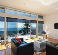 Penguin Waterfront Escape - Accommodation Melbourne