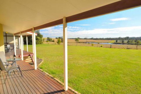 The Residence At Elbourne Wines - Accommodation Melbourne 3