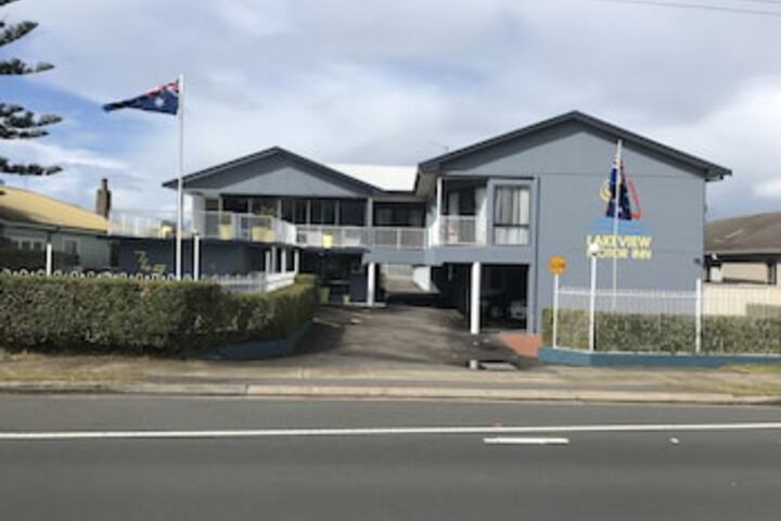 Belmont South NSW Accommodation Melbourne