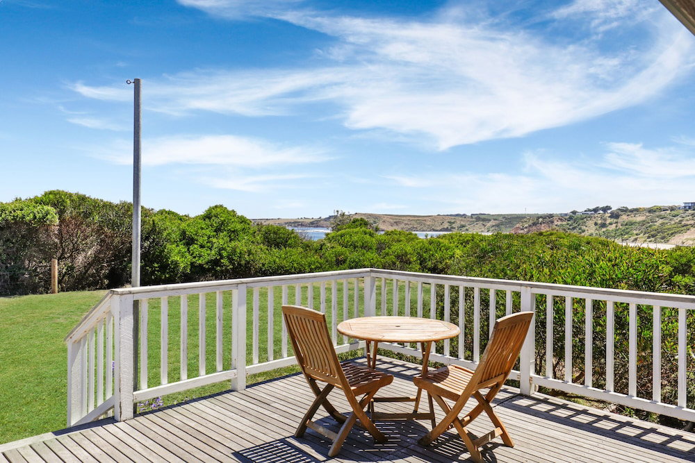 Smiths Beach VIC Accommodation Melbourne