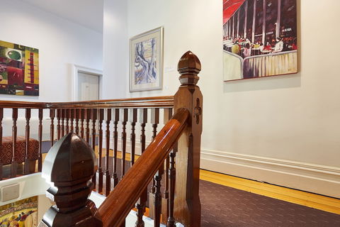 Auldington Hotel - Accommodation Melbourne 4