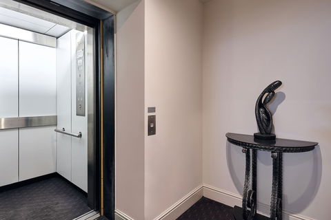 Auldington Hotel - Accommodation Melbourne 2
