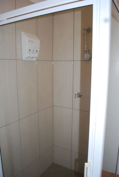 Rainforest Motel - Accommodation Melbourne 3