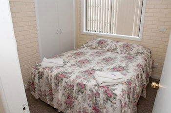 Swiss Motel - Accommodation Melbourne 0