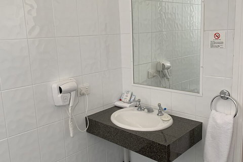 Ashton Motel - Accommodation Melbourne 7